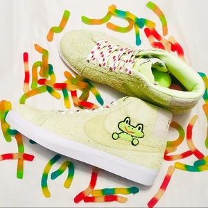 Nike SB blazer “sb frog” size 11